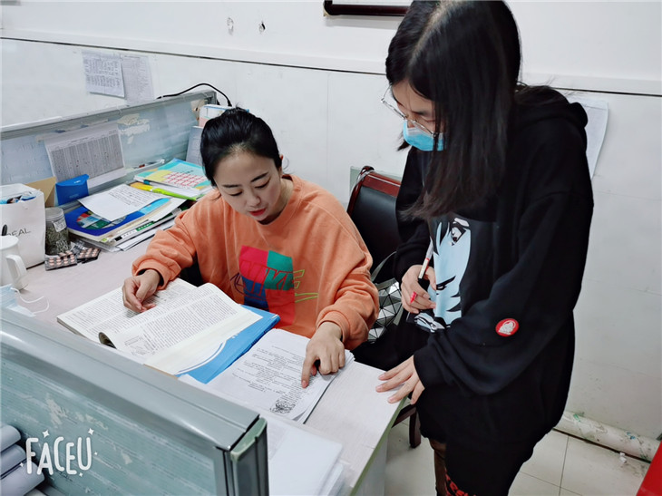 落實立德樹人任務，構建和諧師生關系